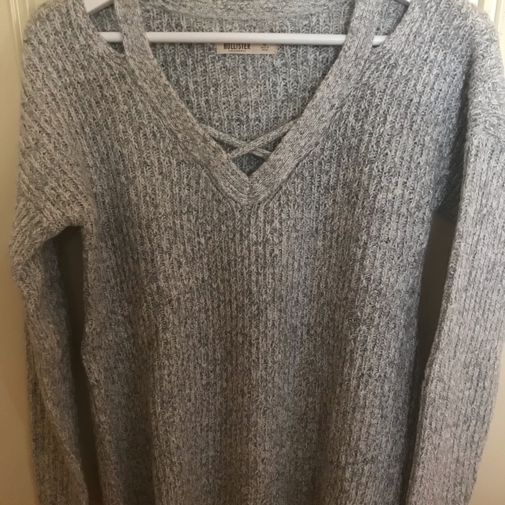 Hollister sweater